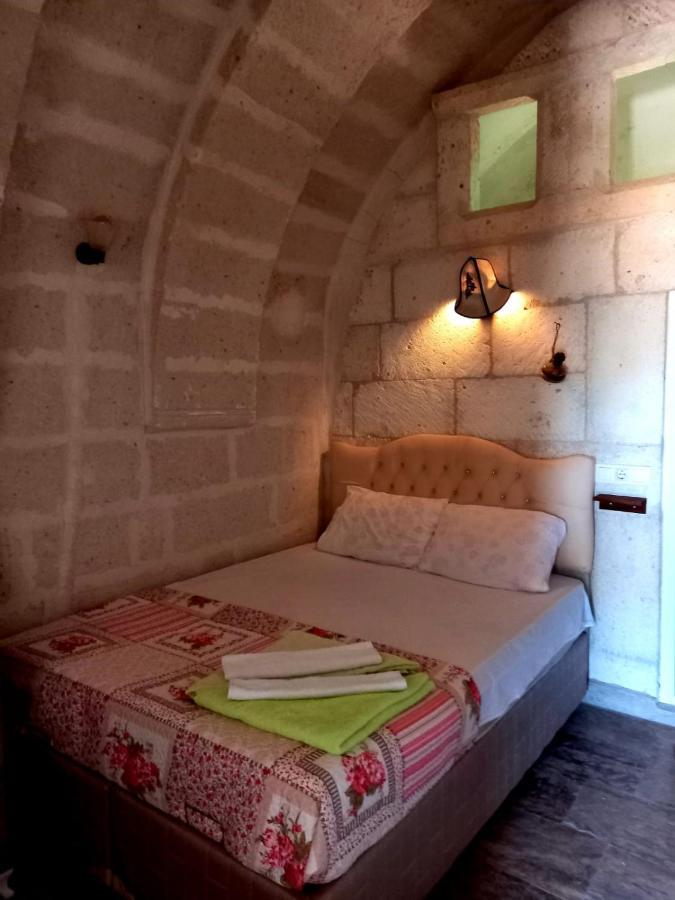 Ulas Cave Hotel Ürgüp Bagian luar foto