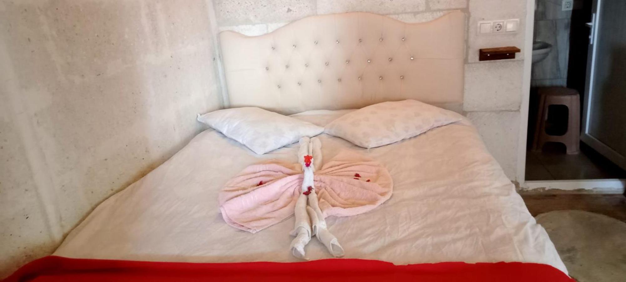 Ulas Cave Hotel Ürgüp Bagian luar foto